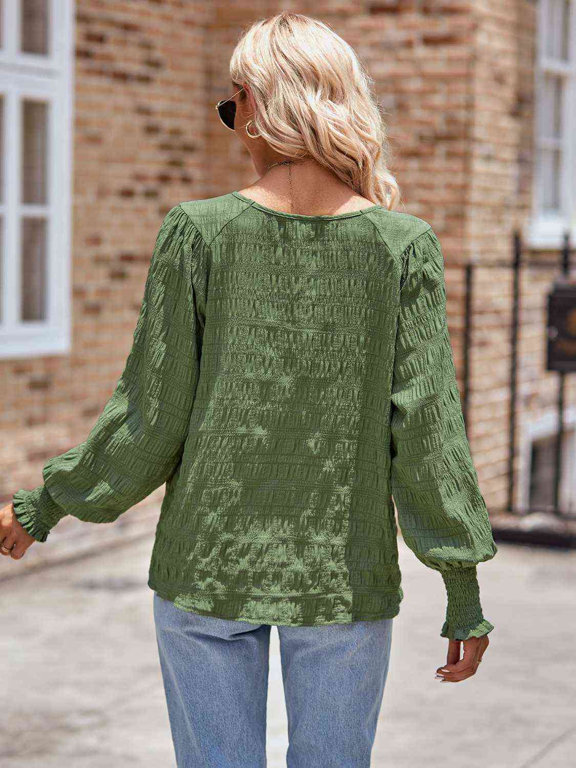 Round Neck Lantern Sleeve Blouse