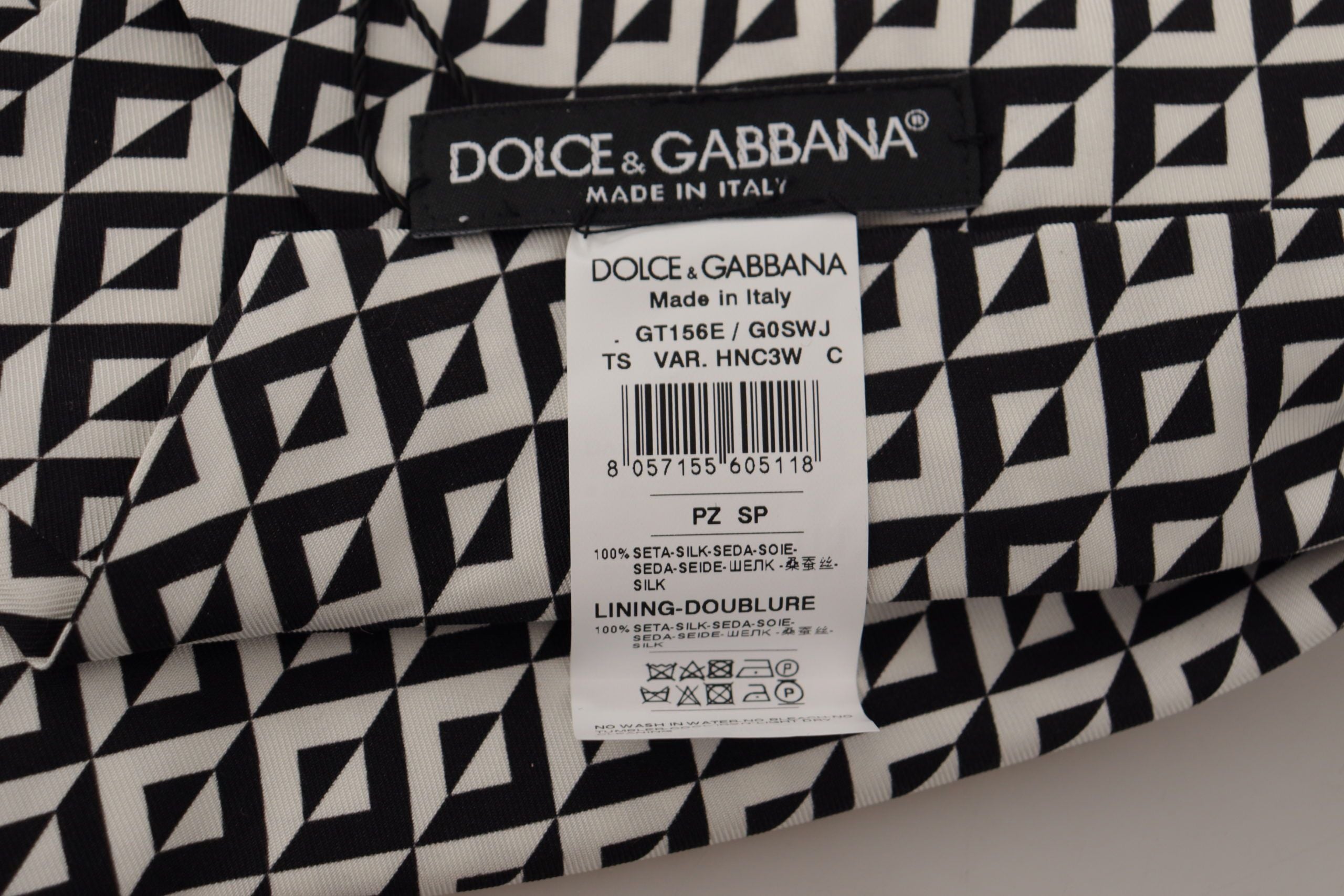 Dolce & Gabbana Elegant Silk Black Tie for the Dapper Gentleman