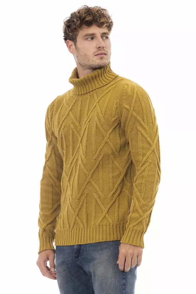 Alpha Studio Chic Yellow Turtleneck Sweater